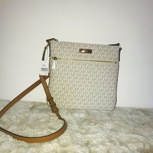 NWT Michael Kors Large Flat Crossbody